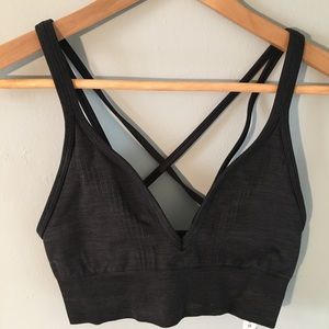 Lululemon plunge size 8 black sports bra